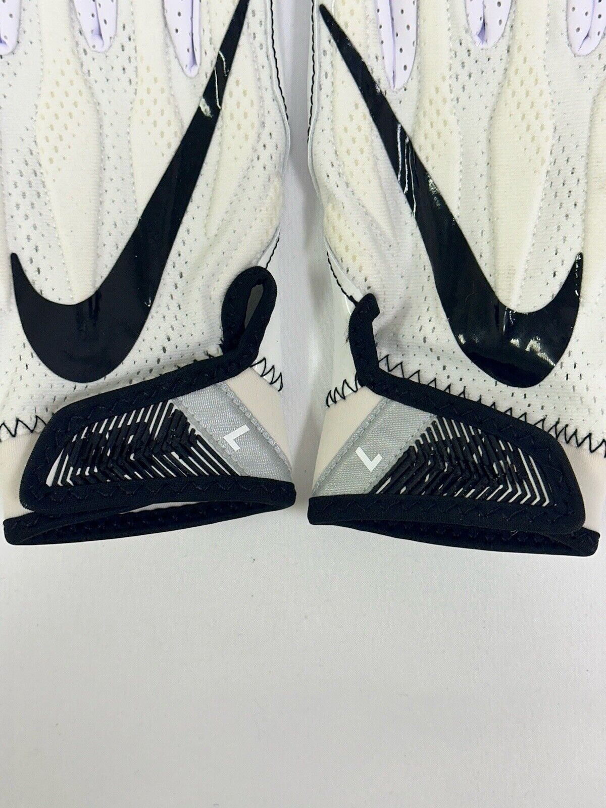 UCF Knights Game Issued Worn Nike Superbad 4.0 Football Gloves Siz LBC Football LLC