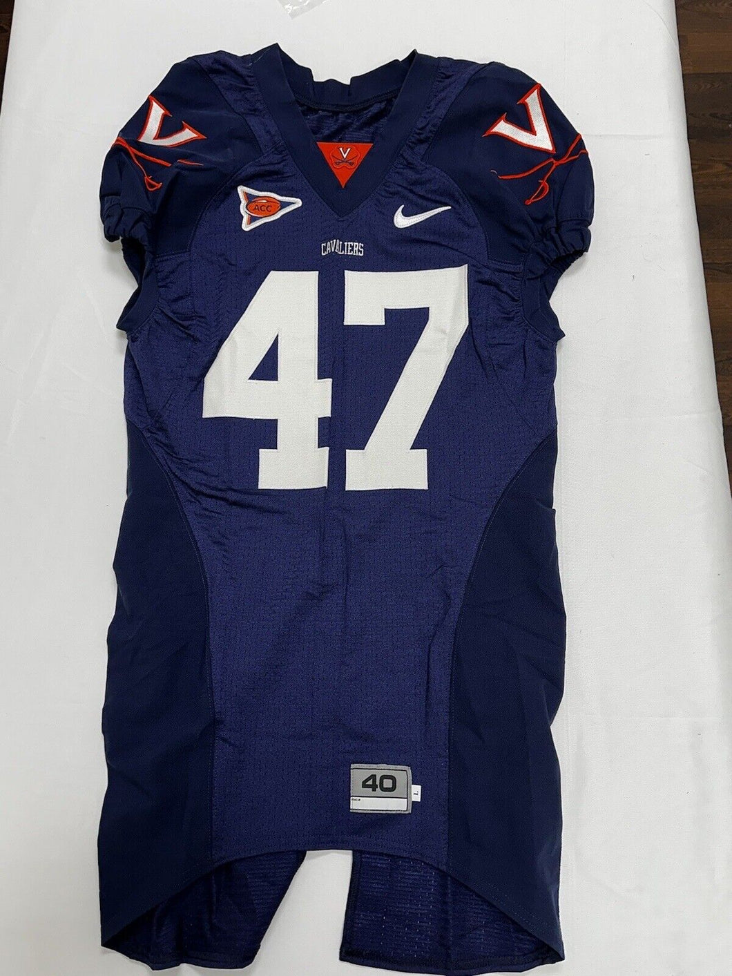 UVA Cavaliers Team Issued / Game Worn Nike Football Jersey - Size 40LINE #47